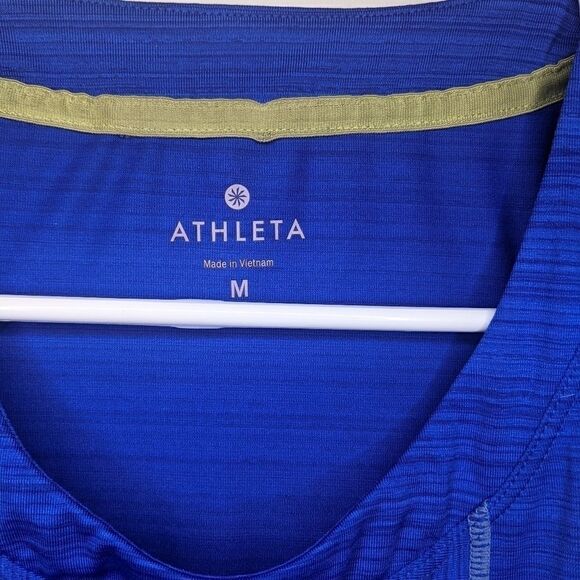 Athleta run on tank size medium - Picture 3 of 5
